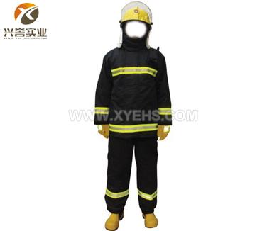 消防員滅火戰(zhàn)斗服（2002型）